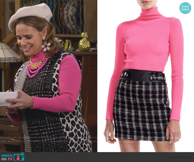 Maje Malangou Ribbed Turtleneck Sweater worn by Kimmy Gibbler (Andrea Barber) on Fuller House