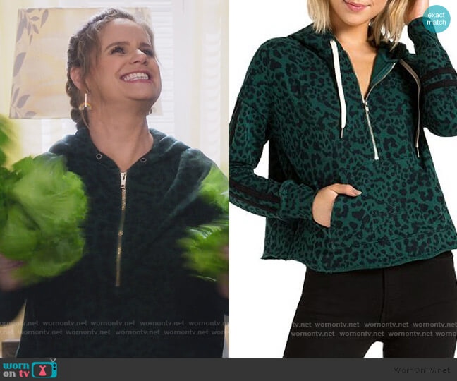 n:philanthropy Hickory Jaguar-Print Half-Zip Hooded Sweatshirt worn by Kimmy Gibbler (Andrea Barber) on Fuller House