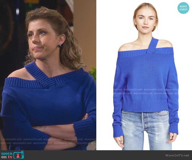 RtA Beckett Sweater worn by Stephanie Tanner (Jodie Sweetin) on Fuller House