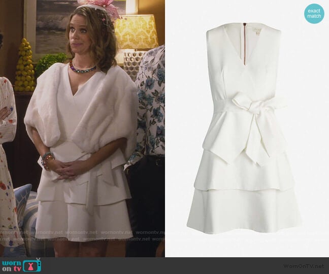 Ted Baker Reinah Dress worn by Kimmy Gibbler (Andrea Barber) on Fuller House