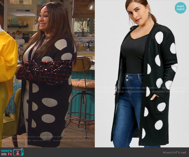 Zaful Plus Size Polka Dot Tunic Cardigan worn by Raven Baxter (Raven-Symoné) on Ravens Home