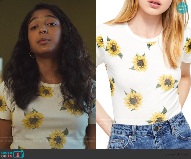 BDG Sunflower Tee worn by Devi Vishwakumar (Maitreyi Ramakrishnan) on Never Have I Ever