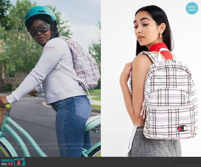 Champion Supercize Mini Backpack worn by Beth Chapel (Anjelika Washington) on Stargirl