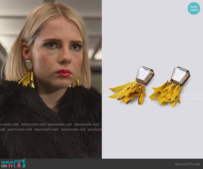 Rachel Comey Miranda Earrings worn by Astrid (Lucy Boynton) on The Politician