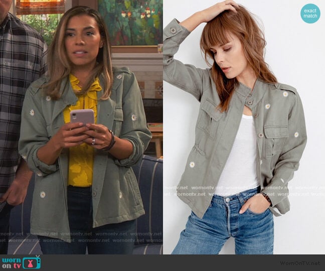 Rails Sahara Sage Daisies Jacket worn by Jo (Christina Vidal Mitchell) on United We Fall