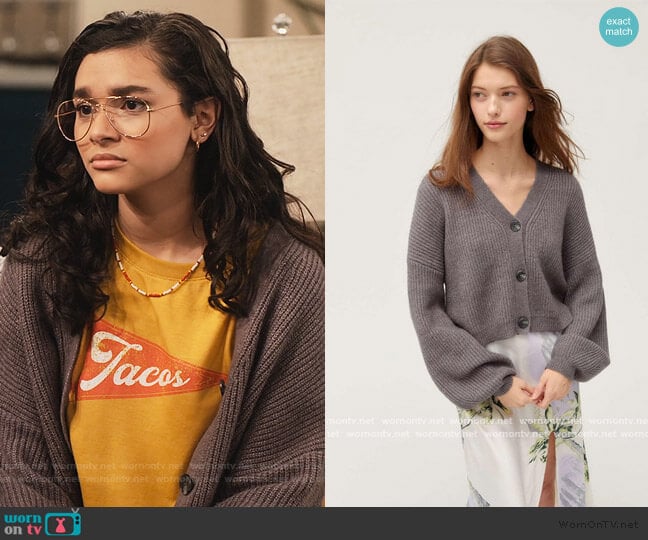Truly Madly Deeply Pip Slouchy Balloon Sleeve Cardigan worn by Ashley Garcia (Paulina Chávez) on The Expanding Universe of Ashley Garcia