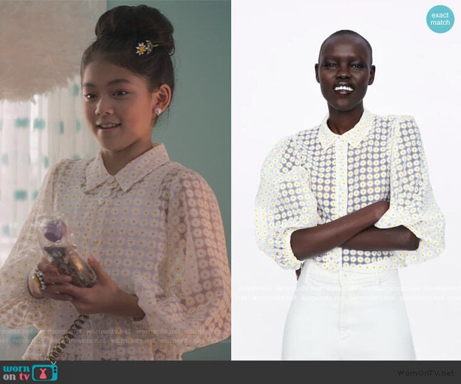 Zara Daisy Organza Blouse worn by Claudia Kishi (Momona Tamada) on The Baby-Sitters Club