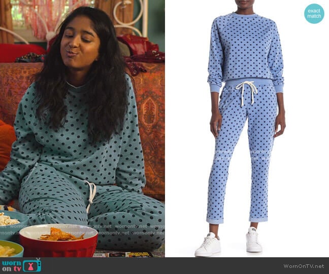 Alternative Dot Joggers worn by Devi Vishwakumar (Maitreyi Ramakrishnan) on Never Have I Ever