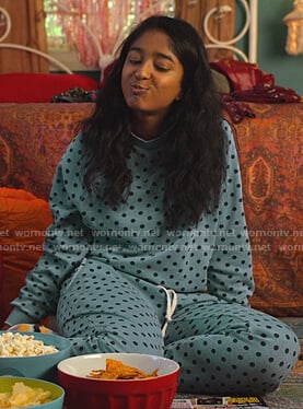 Devi’s blue polka dot sweatshirt and pants on Never Have I Ever