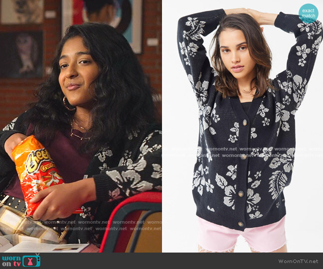 Urban Outfitters Hawaiian Jacquard Cardigan worn by Devi Vishwakumar (Maitreyi Ramakrishnan) on Never Have I Ever