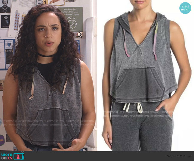 FP Movement Faded Sleeveless Cropped Activewear Hoodie worn by Moe Truax (Kiana Madeira) on Trinkets