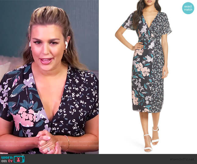 Forest Lily Mixed Floral Print Button Front Wrap Dress worn by Carissa Loethen Culiner on E! News