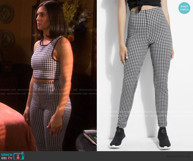 Guess Dentin Houndstooth Leggings worn by Gabi Hernandez (Camila Banus) on Days of our Lives