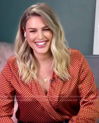 Carissa’s dotted satin top on E! News Daily Pop