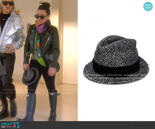 Dolce & Gabbana Striped Patterned Hat worn by Kyle Richards on The Real Housewives of Beverly Hills