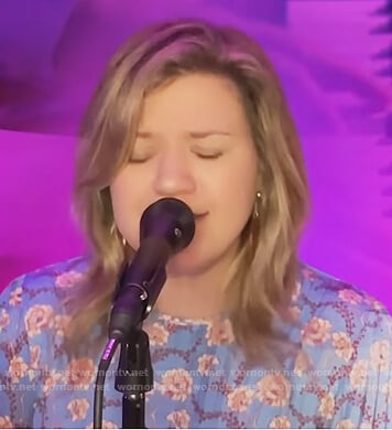 Kelly’s blue floral print dress on The Kelly Clarkson Show