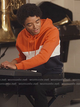 Noah’s colorblock hoodie on Trinkets
