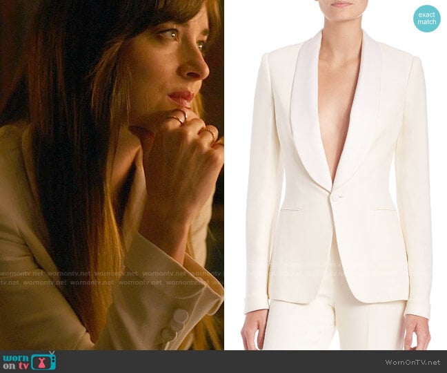 Ralph Lauren Collection Sawyer Crepe Tuxedo Jacket worn by Maggie Sherwoode (Dakota Johnson) on The High Note