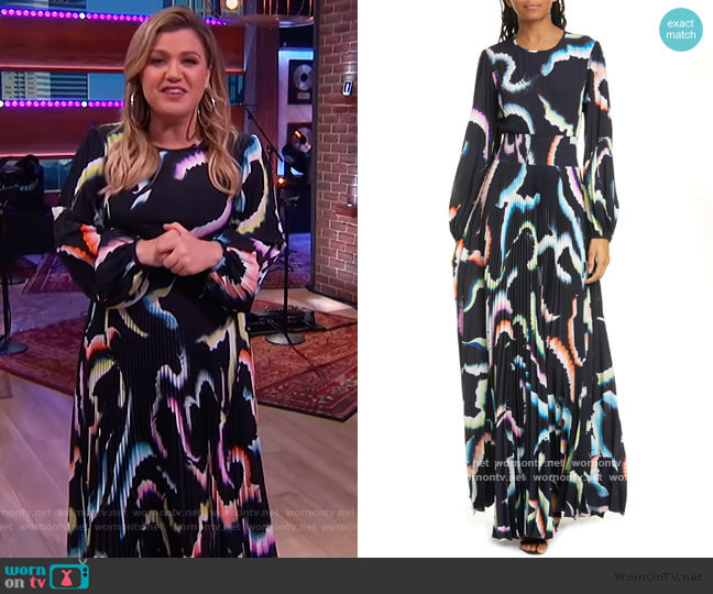 ALC Leah Pleated Long Sleeve Maxi Dress worn by Kelly Clarkson on The Kelly Clarkson Show