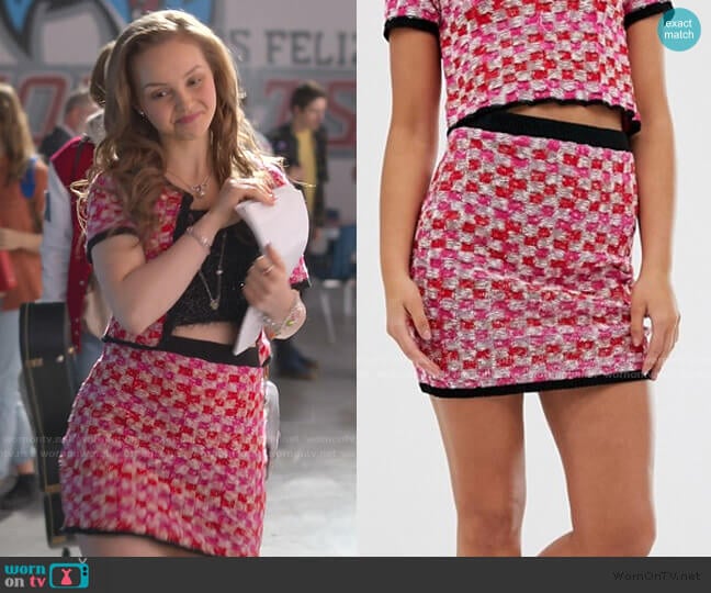Asos Two-Piece Check Tweed Mini Skirt worn by Carrie (Savannah Lee May) on Julie and the Phantoms