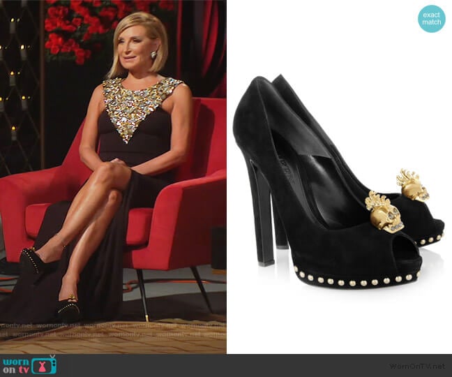 Alexander McQueen Skull-embellished suede pumps worn by Sonja Morgan on The Real Housewives of New York City