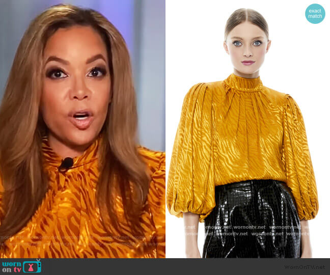 Alice + Olivia Jessica Puff Sleeve Blouse worn by Sunny Hostin on The View