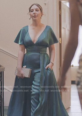 Katherine’s pearl embellished clutch on The Duchess