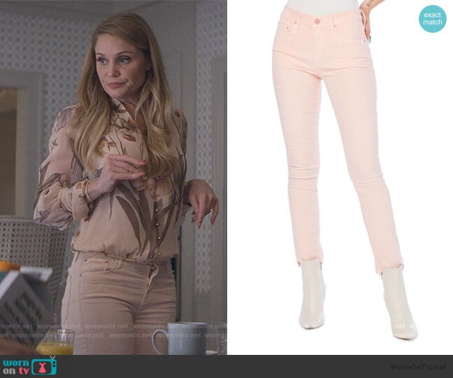 Mother The Looker Frayed Step Hem Ankle Skinny Jeans worn by Debbie Wesley (Virginia Williams) on Teenage Bounty Hunters