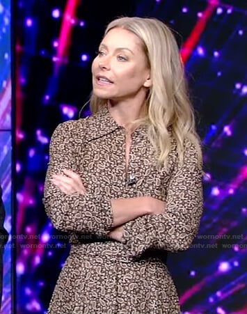 Kelly’s brown paisley print shirtdress by Live with Kelly and Ryan