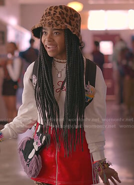 Flynn’s Lee Jeans sweatshirt and red mini skirt on Julie and the Phantoms