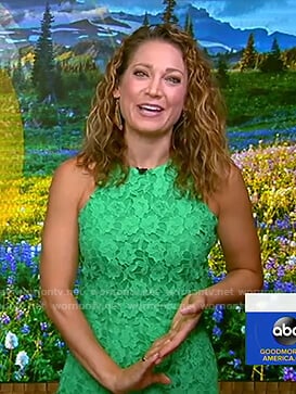 Ginger’s green sleeveless lace dress on Good Morning America