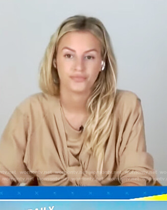 Morgan’s beige tie front dress on E! News Daily Pop