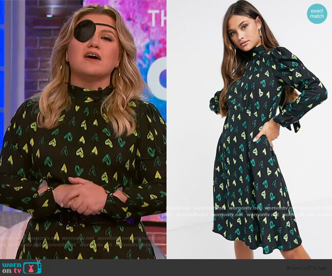 ASOS Closet London long sleeve high neck mini dress in heart print worn by Kelly Clarkson on The Kelly Clarkson Show