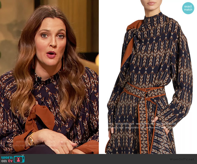 Stella McCartney Tie-Front Arrow-Print Silk Blouse worn by Drew Barrymore on The Drew Barrymore Show