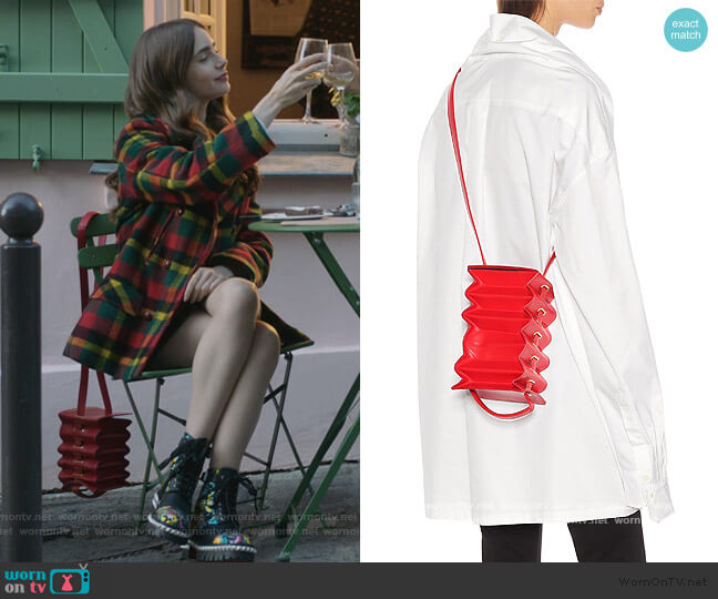Y/Project Accordion Tote Bag worn by Emily Cooper (Lily Collins) on Emily in Paris