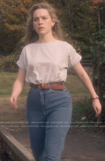 Dani’s striped short sleeve top on The Haunting of Bly Manor