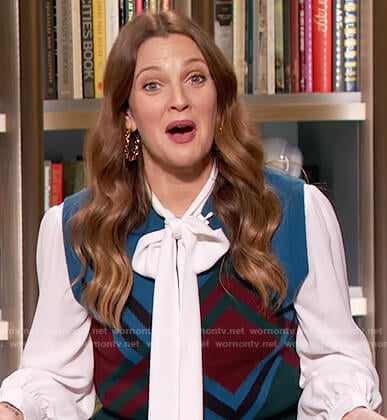 Drew’s printed vest on The Drew Barrymore Show