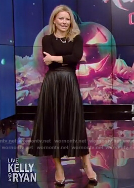 Kelly’s black pleated skirt on Live with Kelly and Ryan