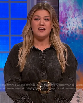 Kelly’s black denim mini dress on The Kelly Clarkson Show