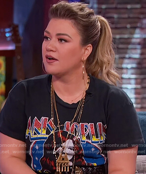 Kelly’s Janis Joplin tee and stripe skirt on The Kelly Clarkson Show