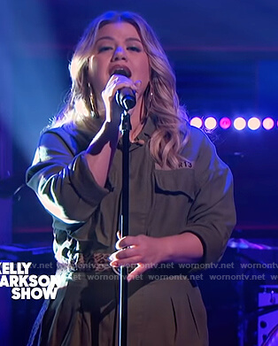 Kelly’s green utility jumpsuit on The Kelly Clarkson Show