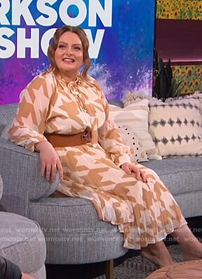 Lauren Ash’s houndstooth print dress on The Kelly Clarkson Show