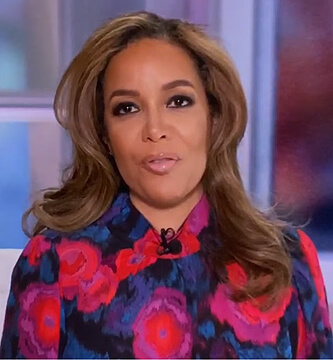 Sunny’s floral mock neck top on The View