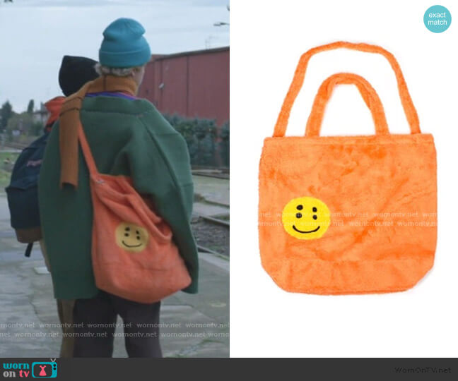 Cactus Plant Flea Market Smiley Face Fleece Tote Bag worn by Fraser Wilson (Jack Dylan Grazer) on We Are Who We Are