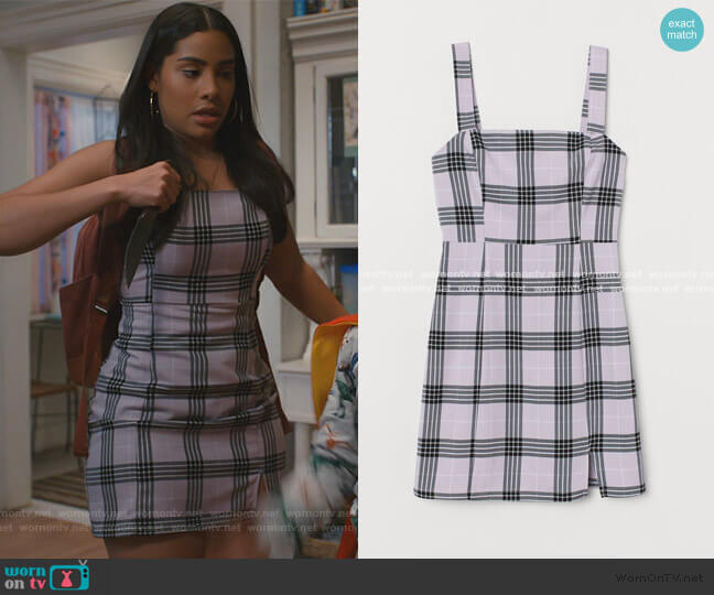 H&M Jumper worn by Daisy (Haskiri Velazquez) on Saved By The Bell