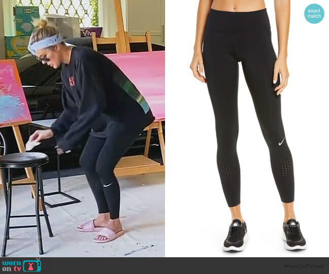 Nike Epic Luxe Dri-FIT Running Tights worn by Khloe Kardashian on Keeping Up with the Kardashians