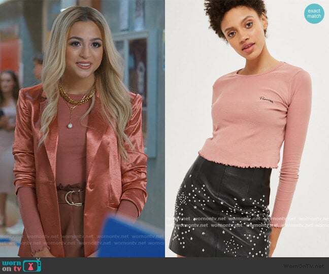 Topshop Long Sleeve Crop Lettuce Promises Top worn by Lexi (Josie Totah) on Saved By The Bell