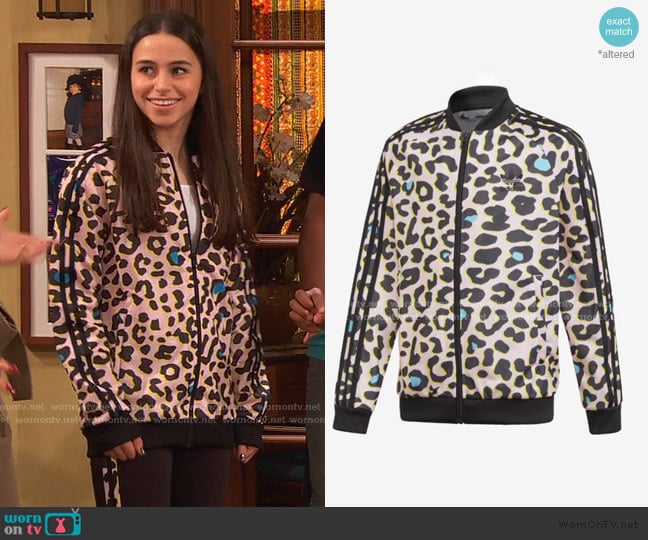 Adidas Leopard Print Superstar Track Top worn by Tess O'Malley (Sky Katz) on Ravens Home