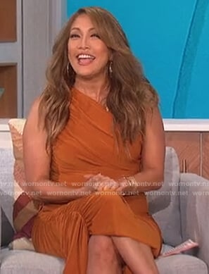 Carrie’s brown ruched one shoulder dress on The Talk