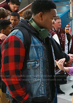 DeVante’s check sleeve denim jacket on Saved By The Bell